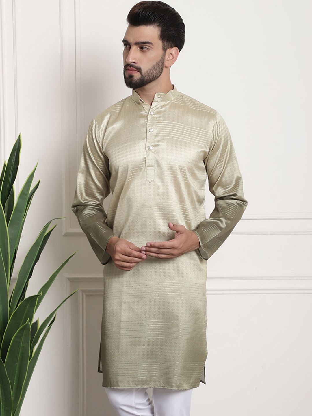 

SOJANYA Woven Design Mandarin Collar Silk Cotton Kurta, Gold