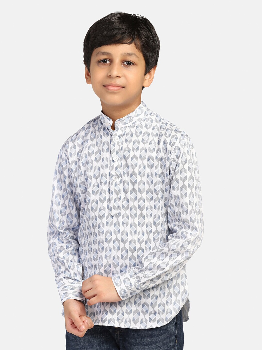 

TAHVO Boys Geometric Printed Cotton India Slim Fit Opaque Casual Shirt, White