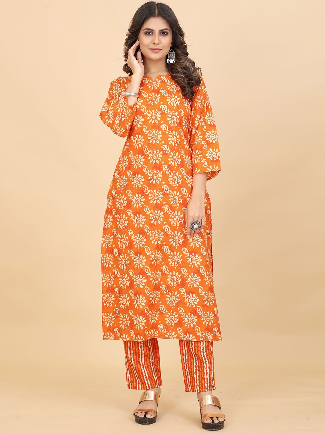 

KALINI Floral Printed Kurta with Trousers, Orange