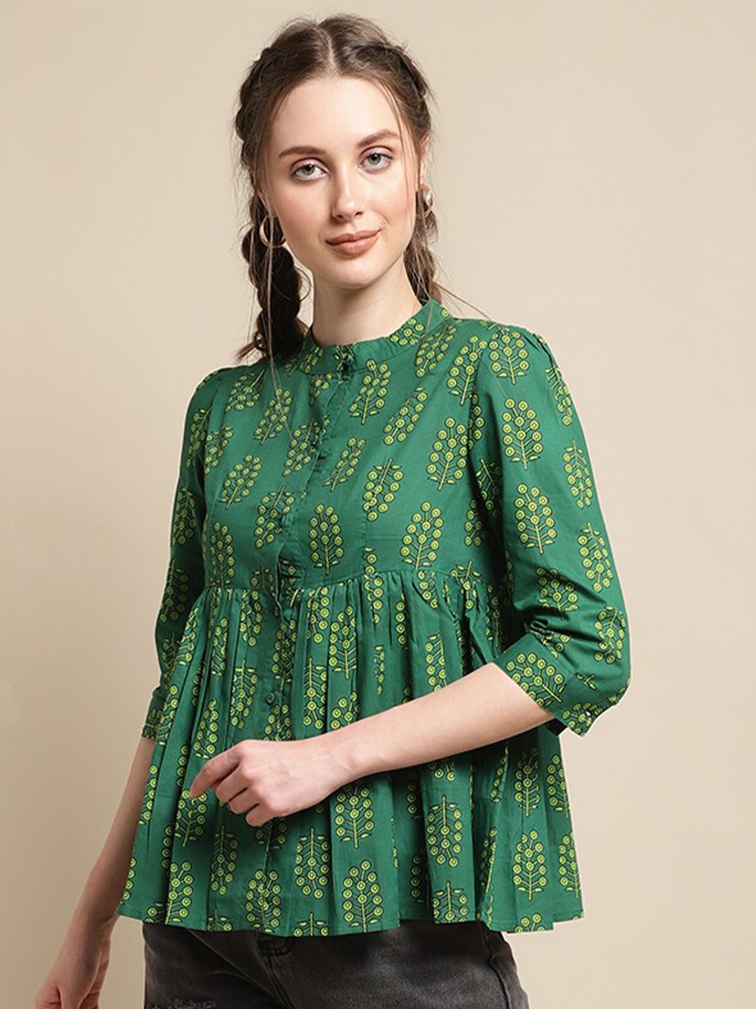 

La Zoire Floral Printed Cotton Empire Top, Green