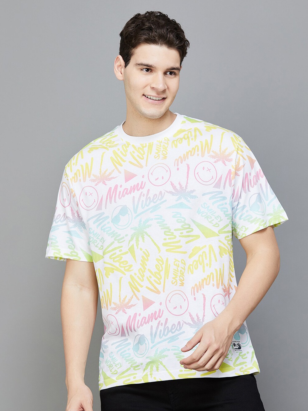 

SmileyWorld Conversational Printed Slim Fit Cotton T-shirt, White