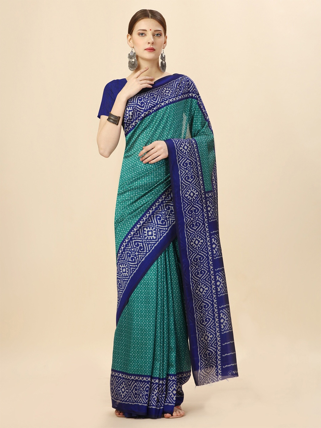 

VIMLA Ethnic Motifs Printed Saree, Green