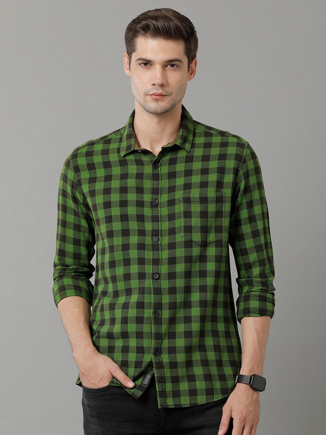 

Voi Jeans Gingham Checked Spread Collar Pure Cotton Casual Shirt, Green