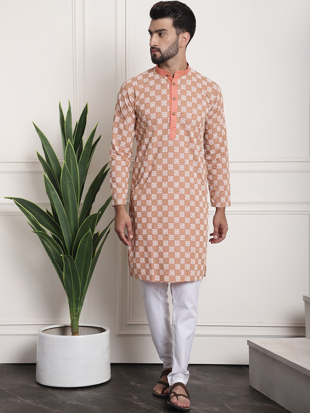 

SOJANYA Geometric Embroidered Pure Cotton Kurta With Churidar, Peach