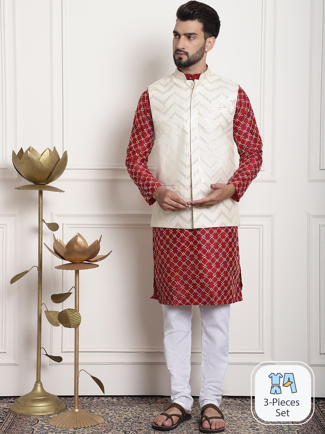 

SOJANYA Embroidered Regular Sequinned Kurta With Churidar & Nehru Jacket, Maroon