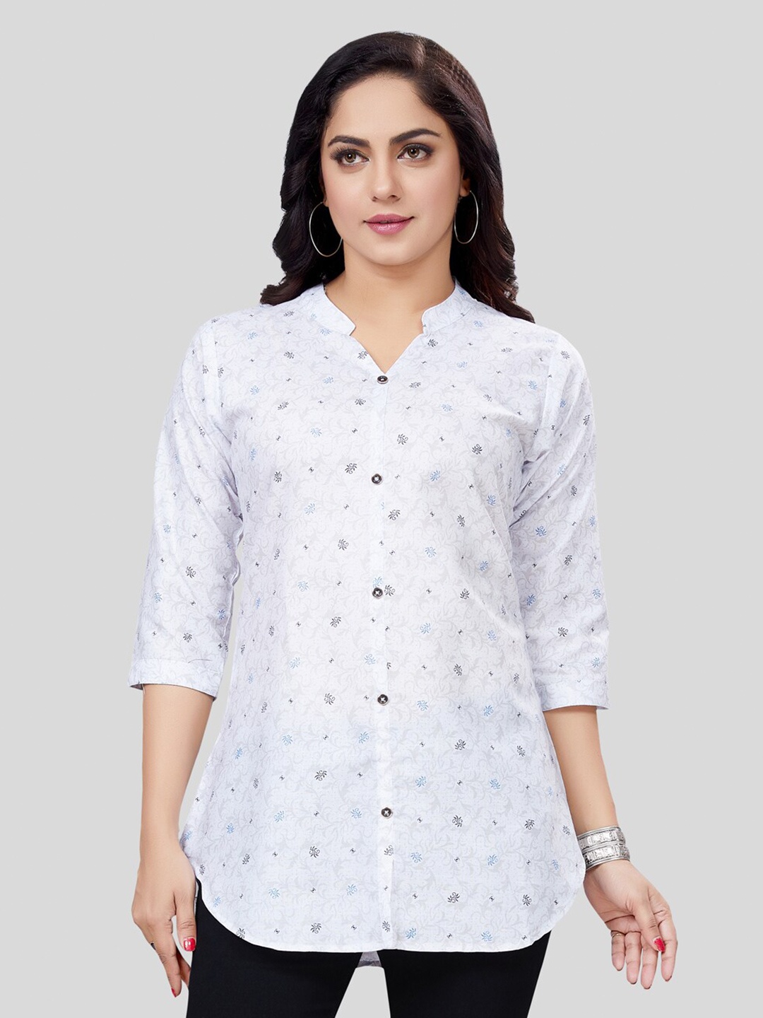 

Saree Swarg Abstract Printed Mandarin Collar A-Line Kurti, White