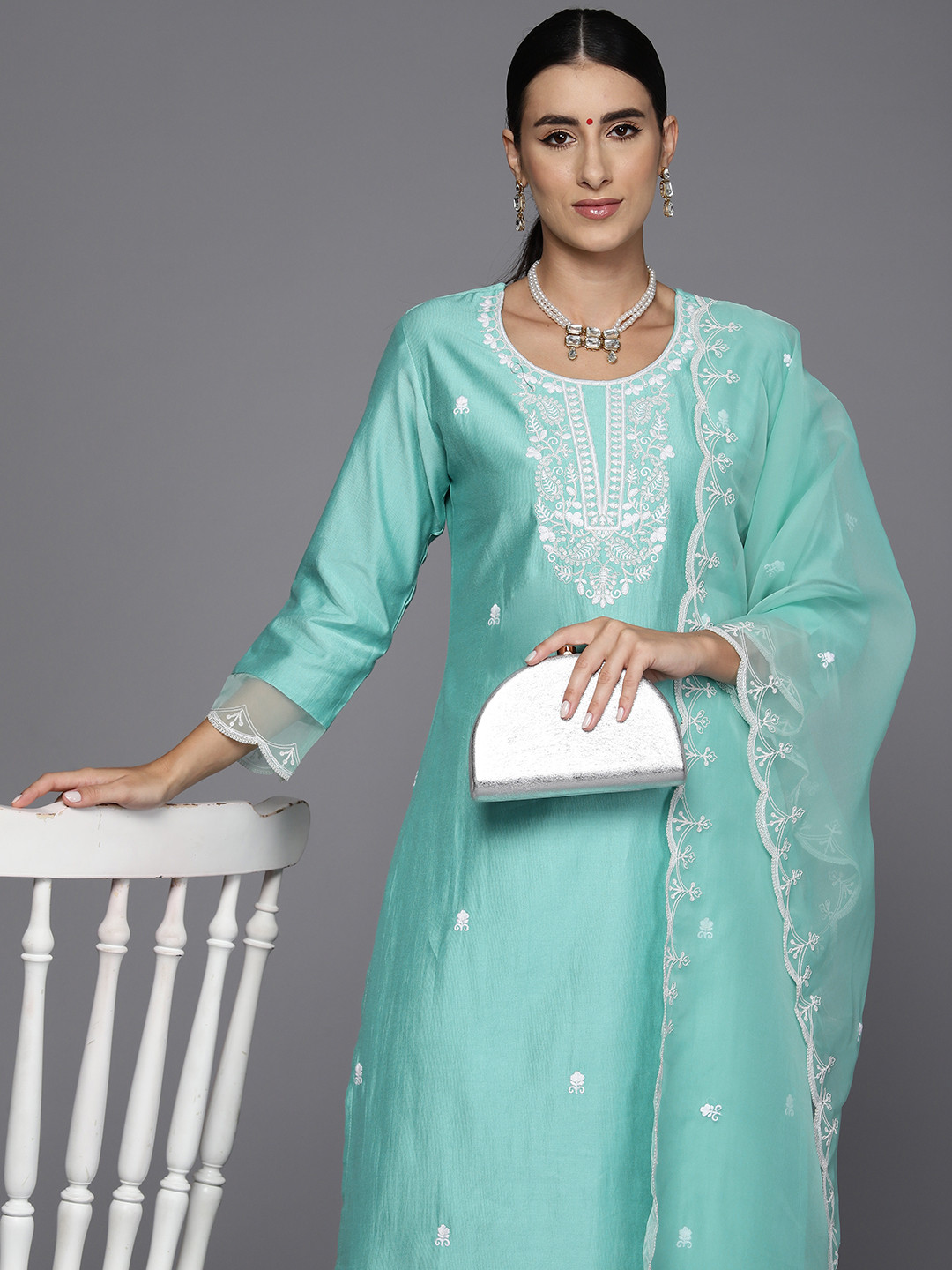 

Indo Era Women Floral Embroidered Regular Thread Work Kurta with Trousers & Dupatta, Sea green