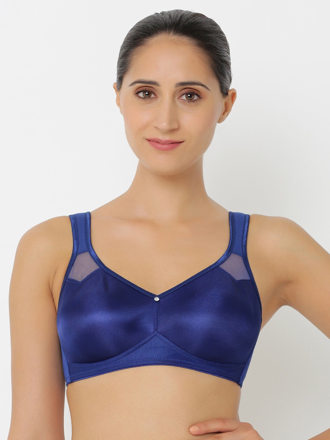

Triumph Minimizer 121 Wireless Non Padded Comfortable High Support Big Cup Bra, Blue