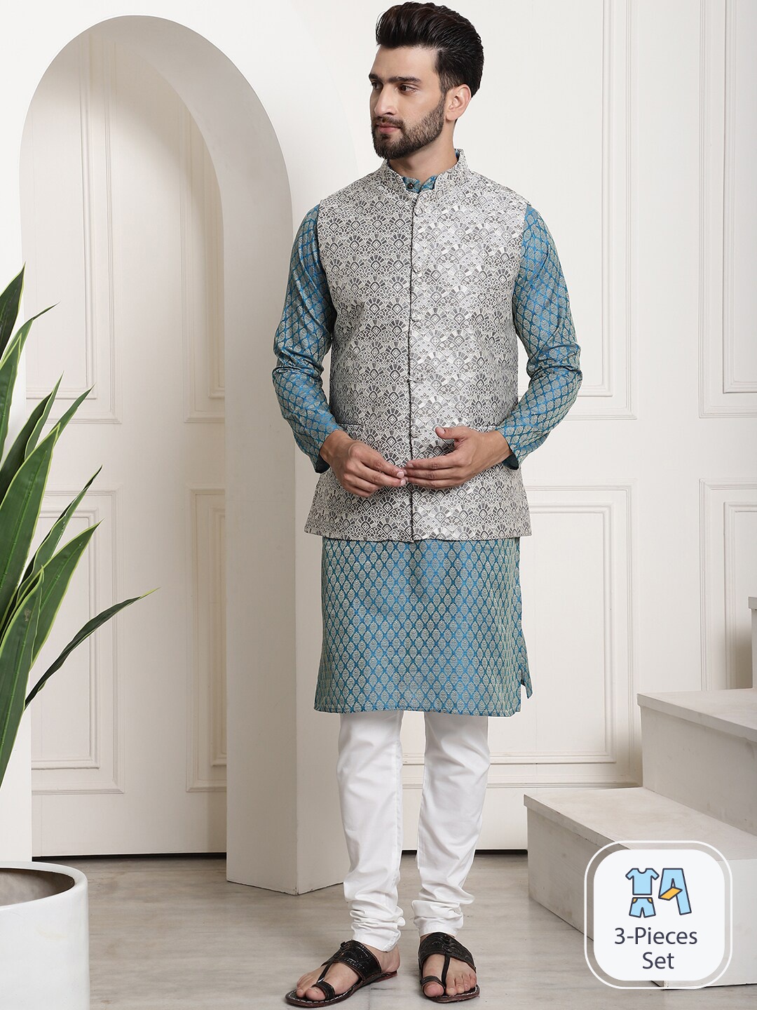 

SOJANYA Ethnic Motifs Printed Straight Kurta & Churidar With Nehrujacket, Blue