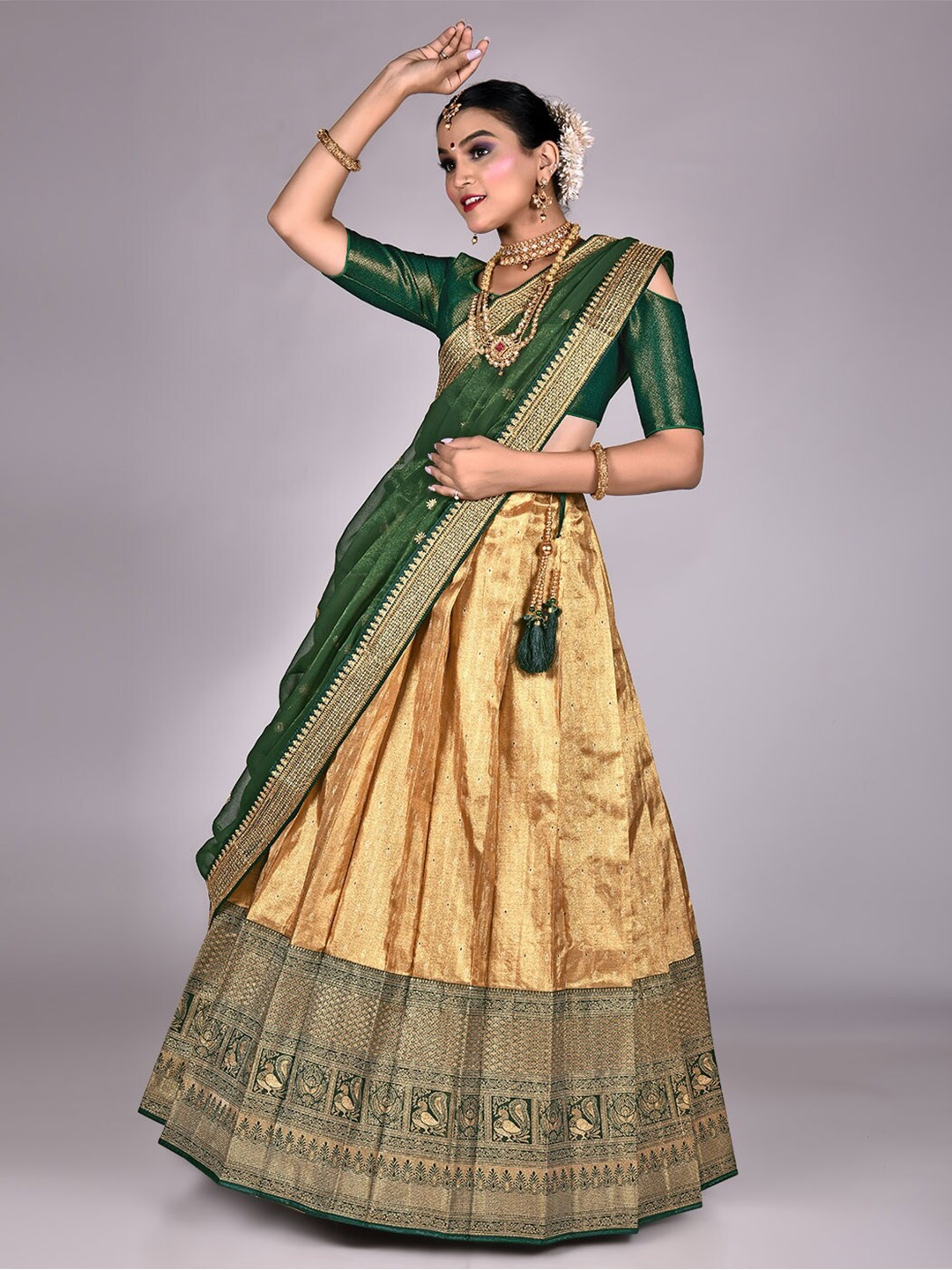 

HALFSAREE STUDIO Semi-Stitched Lehenga & Unstitched Blouse With Dupatta, Green