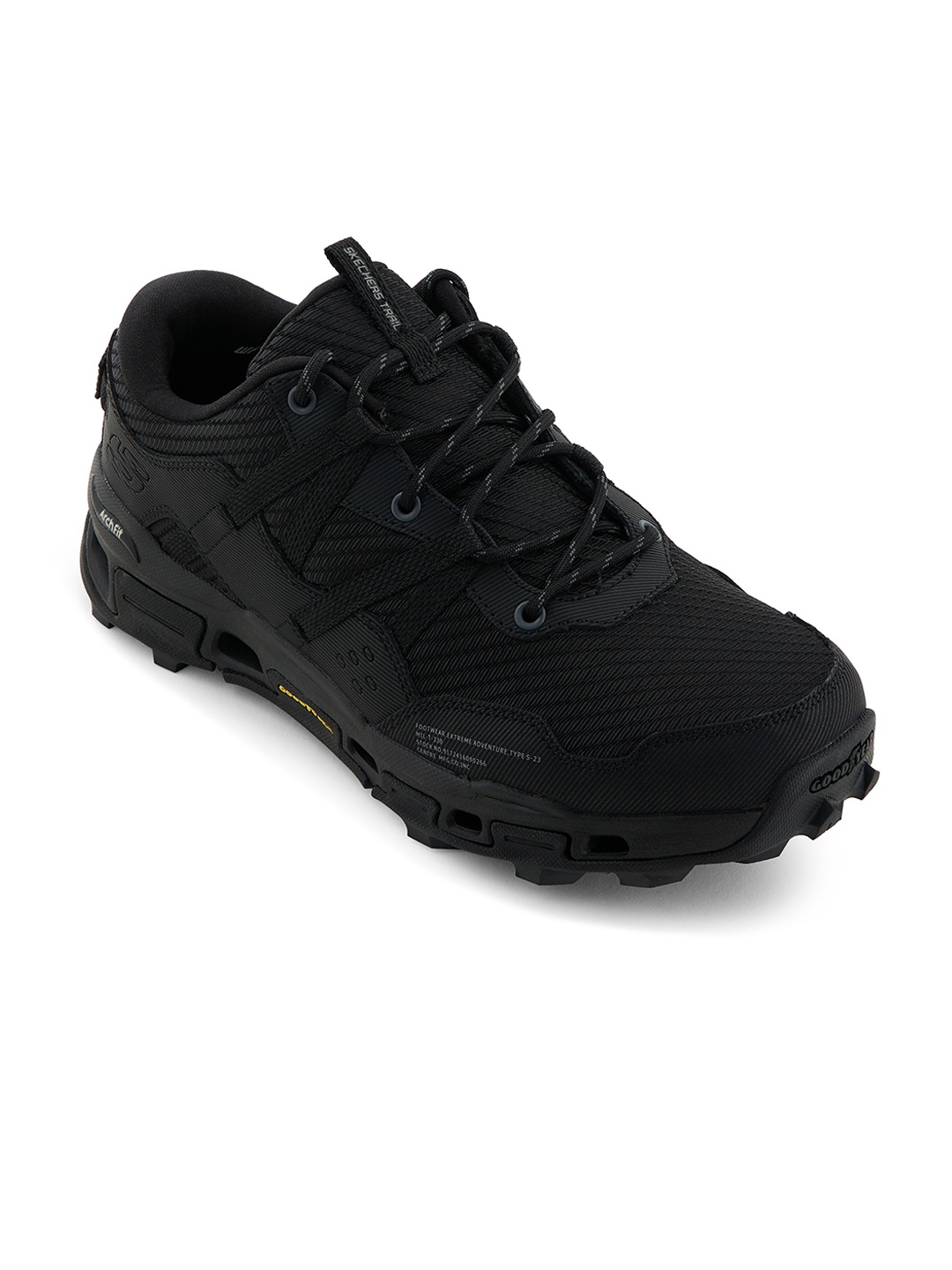 

Skechers Men ARCH FIT GLIDE-STEP TRAIL Trekking Shoes, Black