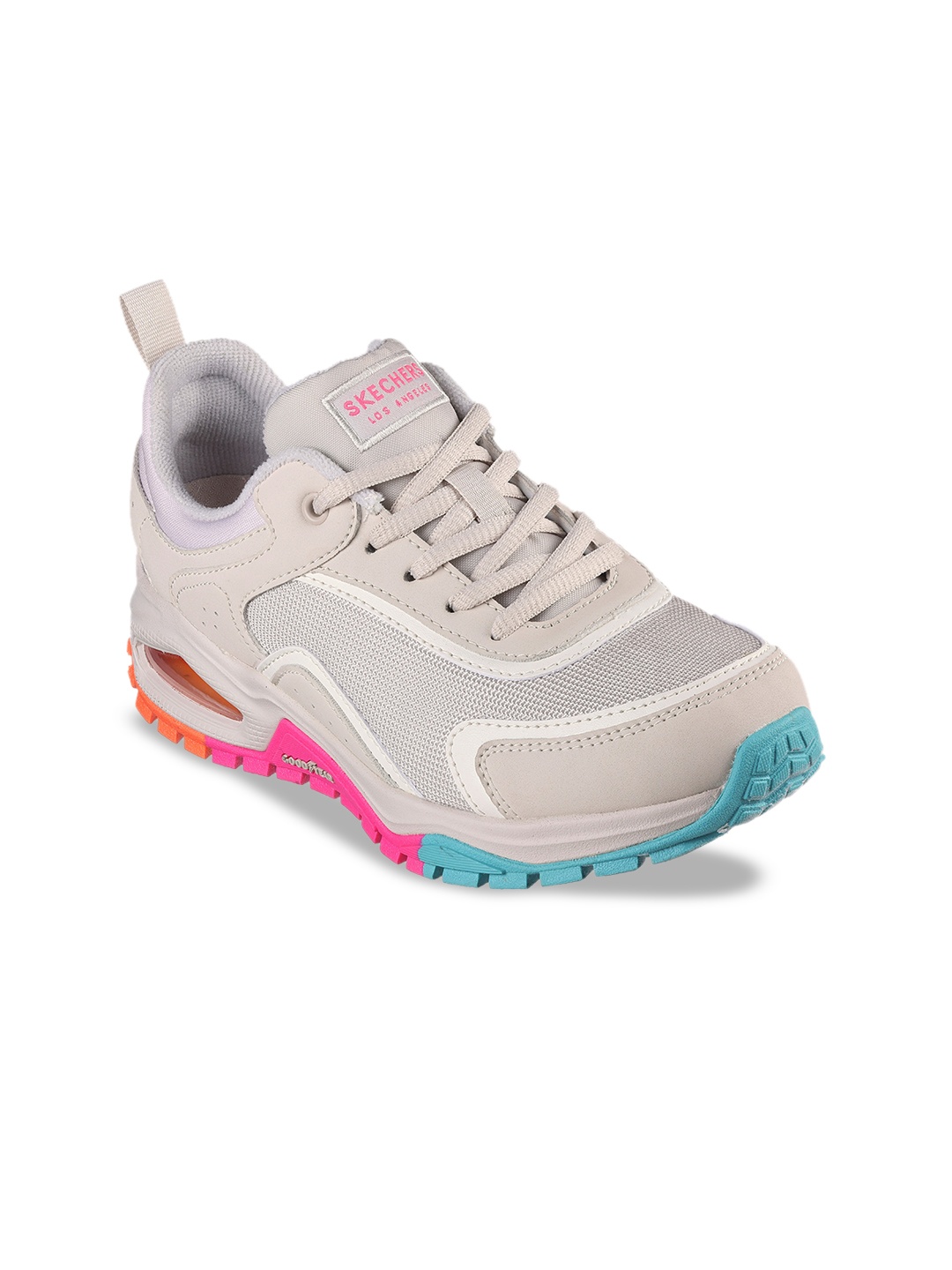 

Skechers Women Uno Trail Trekking Shoes, Off white