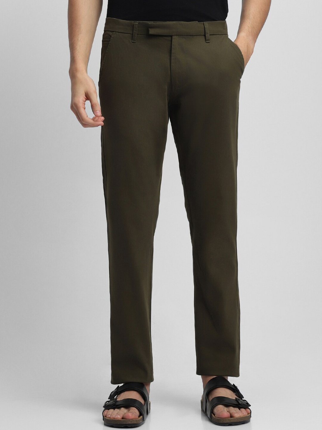 

Dennis Lingo Men Slim Fit Wrinkle Free Chinos Trousers, Olive