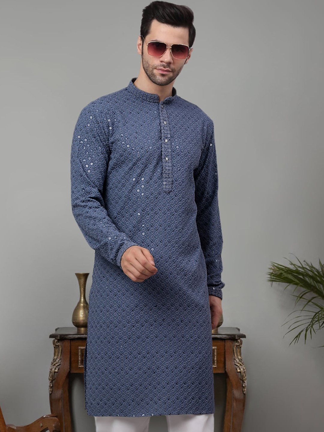 

Jompers Geometric Embroidered Mandarin Collar Sequinned Pure Cotton Straight Kurta, Grey