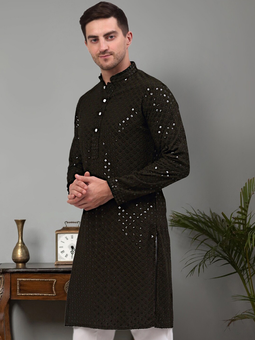 Jompers Embellished Thread Work Pure Cotton Kurta, Olive