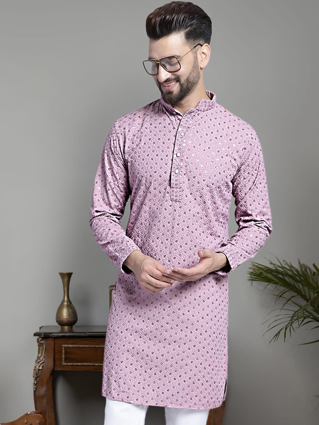 

Jompers Embellished Thread Work Pure Cotton Kurta, Lavender