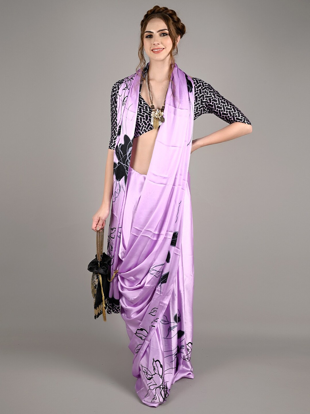 

ODETTE Floral Printed Satin Saree, Purple