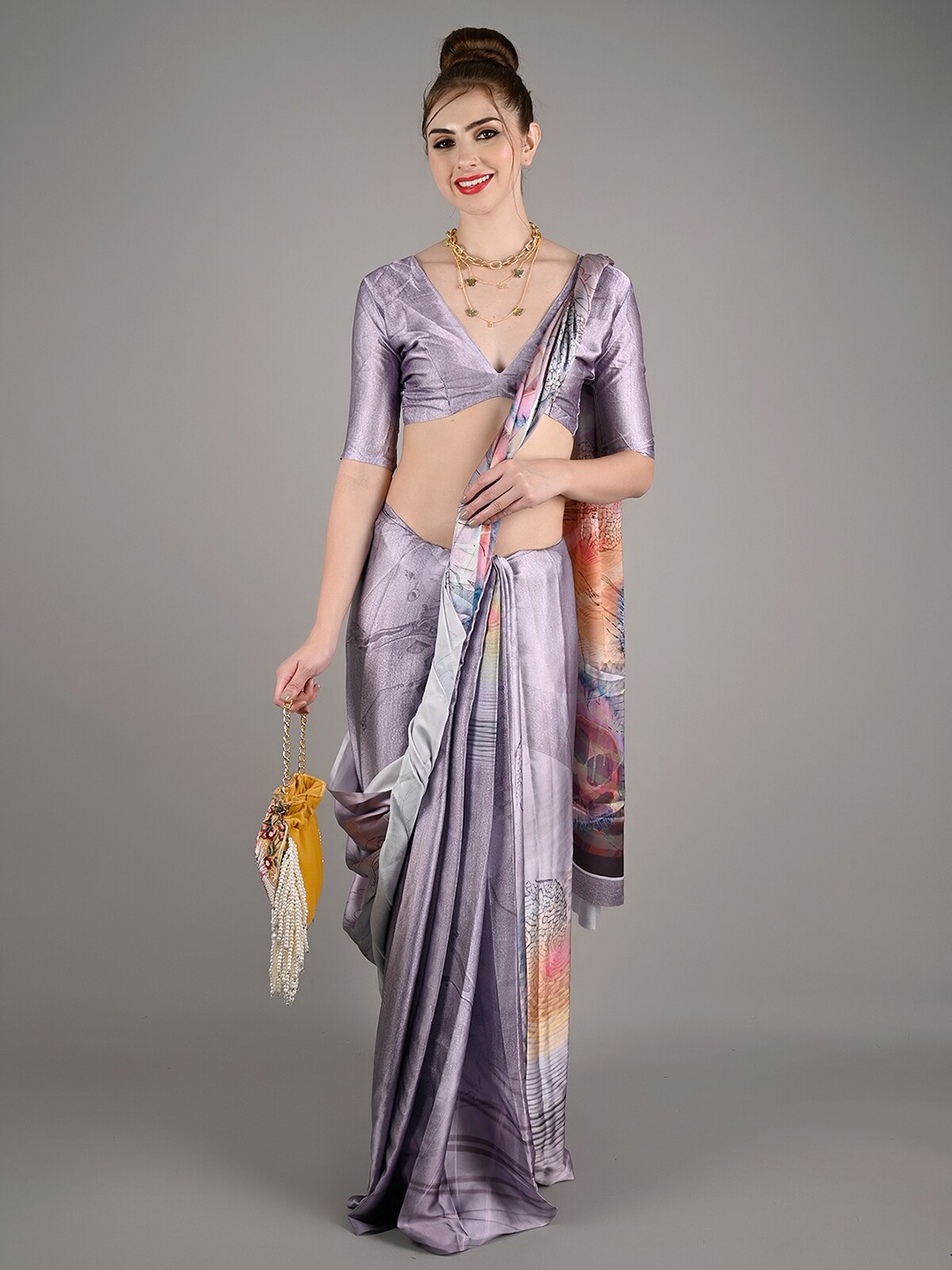 

ODETTE Abstract Printed Saree, Grey
