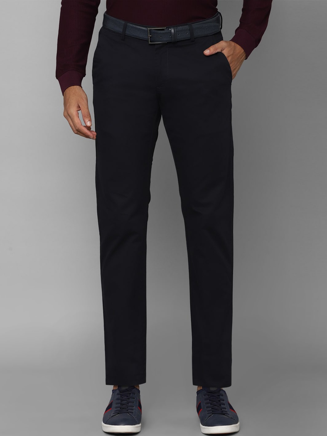 

Allen Solly Men Textured Tailored Slim Fit Casual Trousers, Black