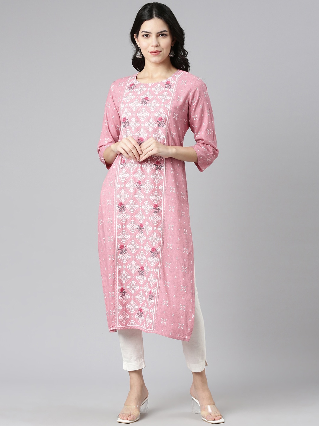 

Neerus Ethnic Motif Printed Round Neck Panelled Straight Kurta, Pink