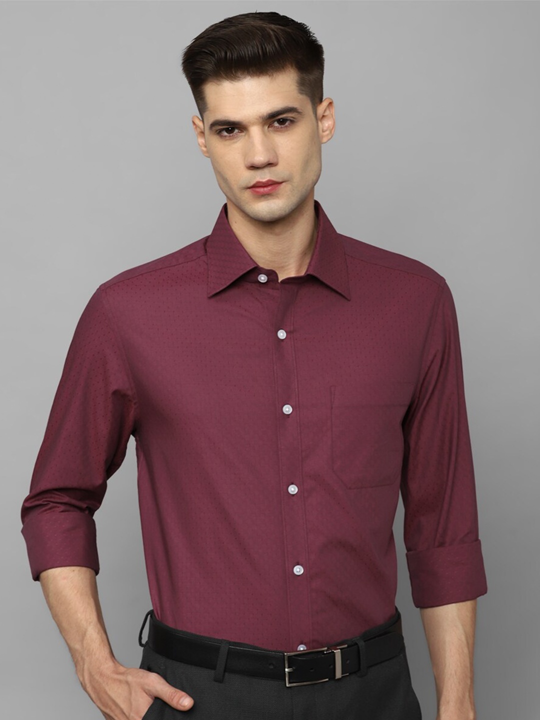 

Louis Philippe Opaque Micro Ditsy Printed Pure Cotton Formal Shirt, Maroon