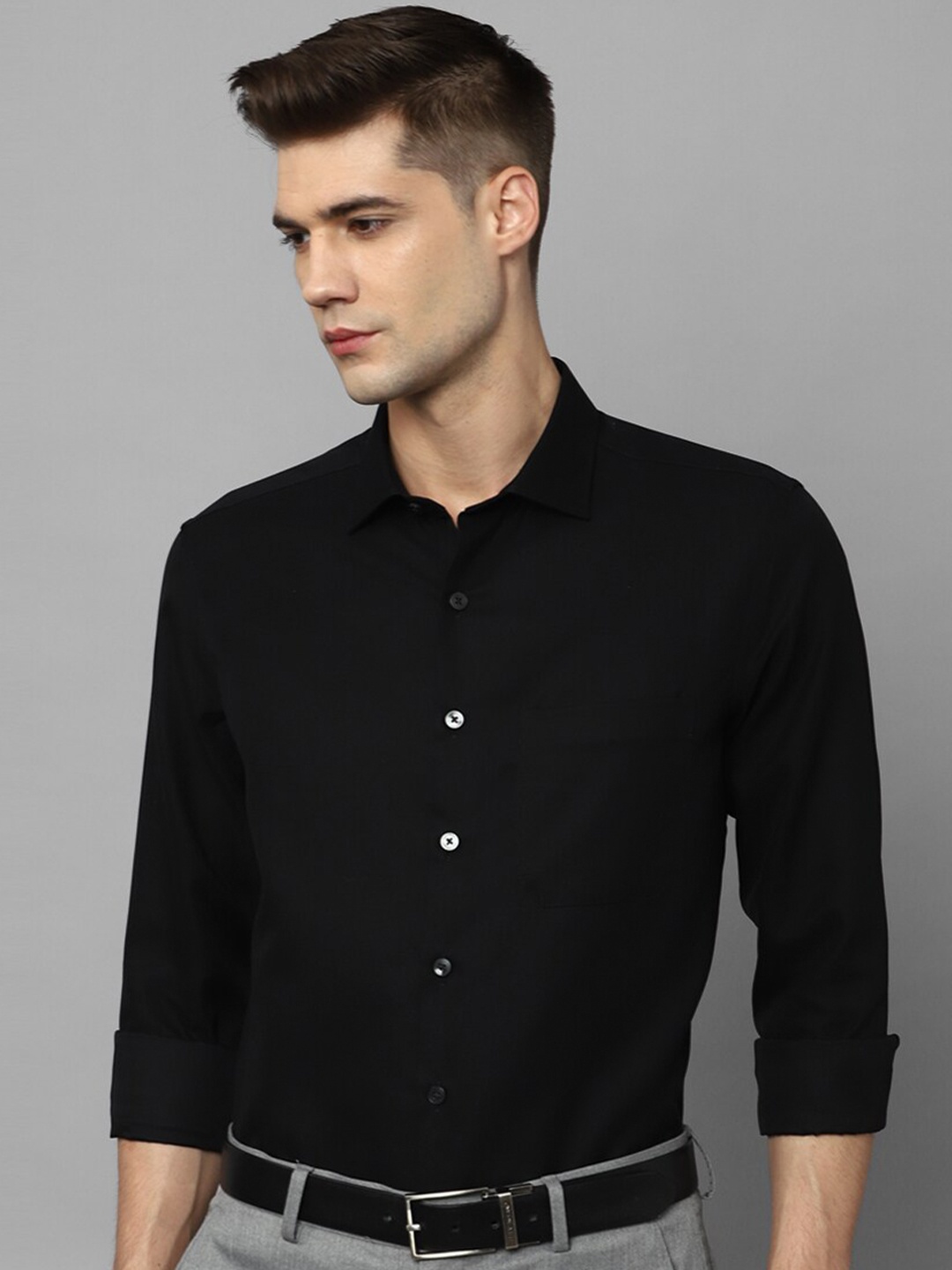 

Louis Philippe Permapress Slim Fit Opaque Pure Cotton Wrinkle Free Formal Shirt, Black