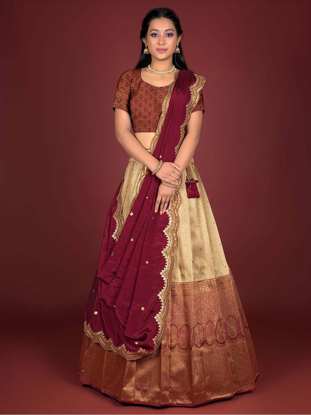 

HALFSAREE STUDIO Semi-Stitched Lehenga & Unstitched Blouse With Dupatta, Maroon