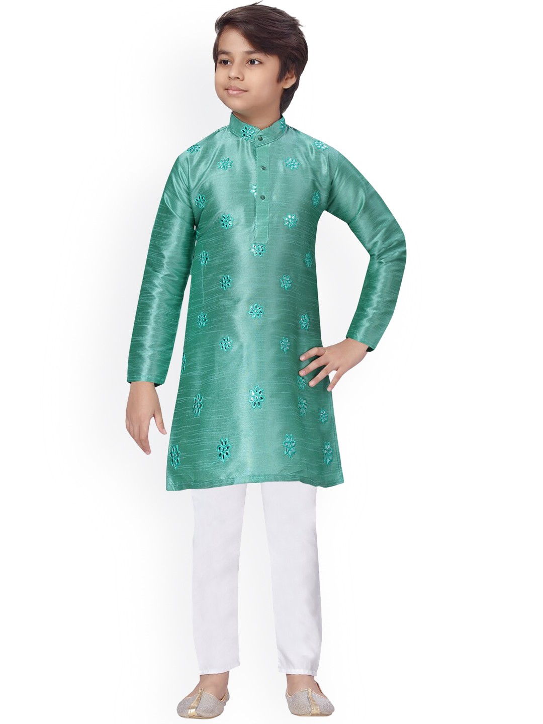 

BAESD Boys Floral Embroidered Regular Mirror Work Pure Cotton Kurta With Pyjamas, Green