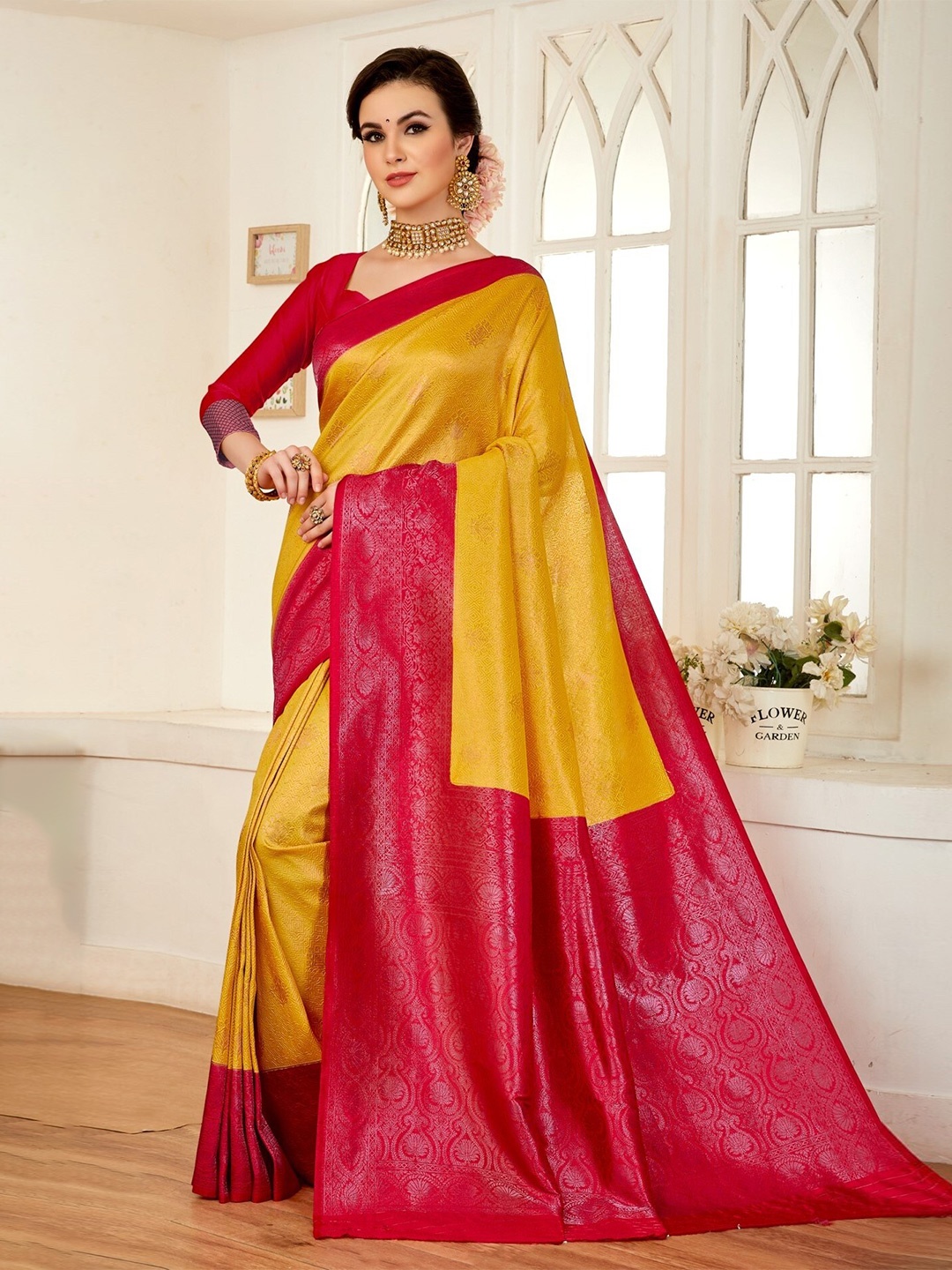 

HASRI Ethnic Motifs Woven Design Zari Pure Silk Kanjeevaram Saree, Yellow