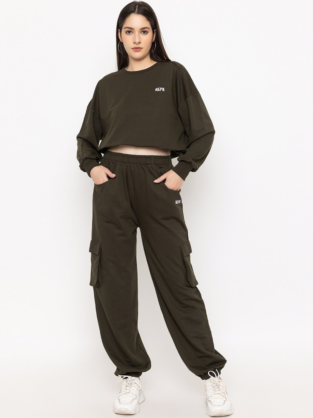 

KEPA Casual Top & Joggers, Olive