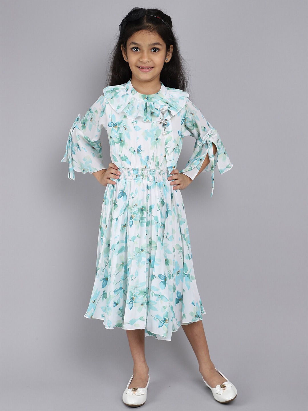 

Little Angels Girls Floral Printed Bell Sleeve Ruffles Fit & Flare Midi Dress, Green