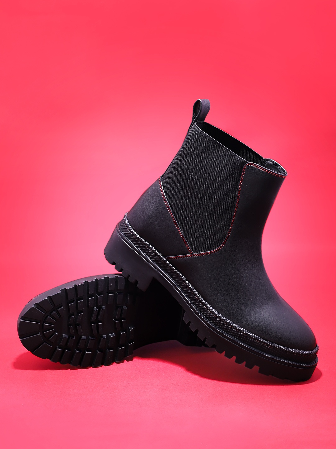 

Lavie Women Round-Toe Mid-Top Chelsea Boots, Black