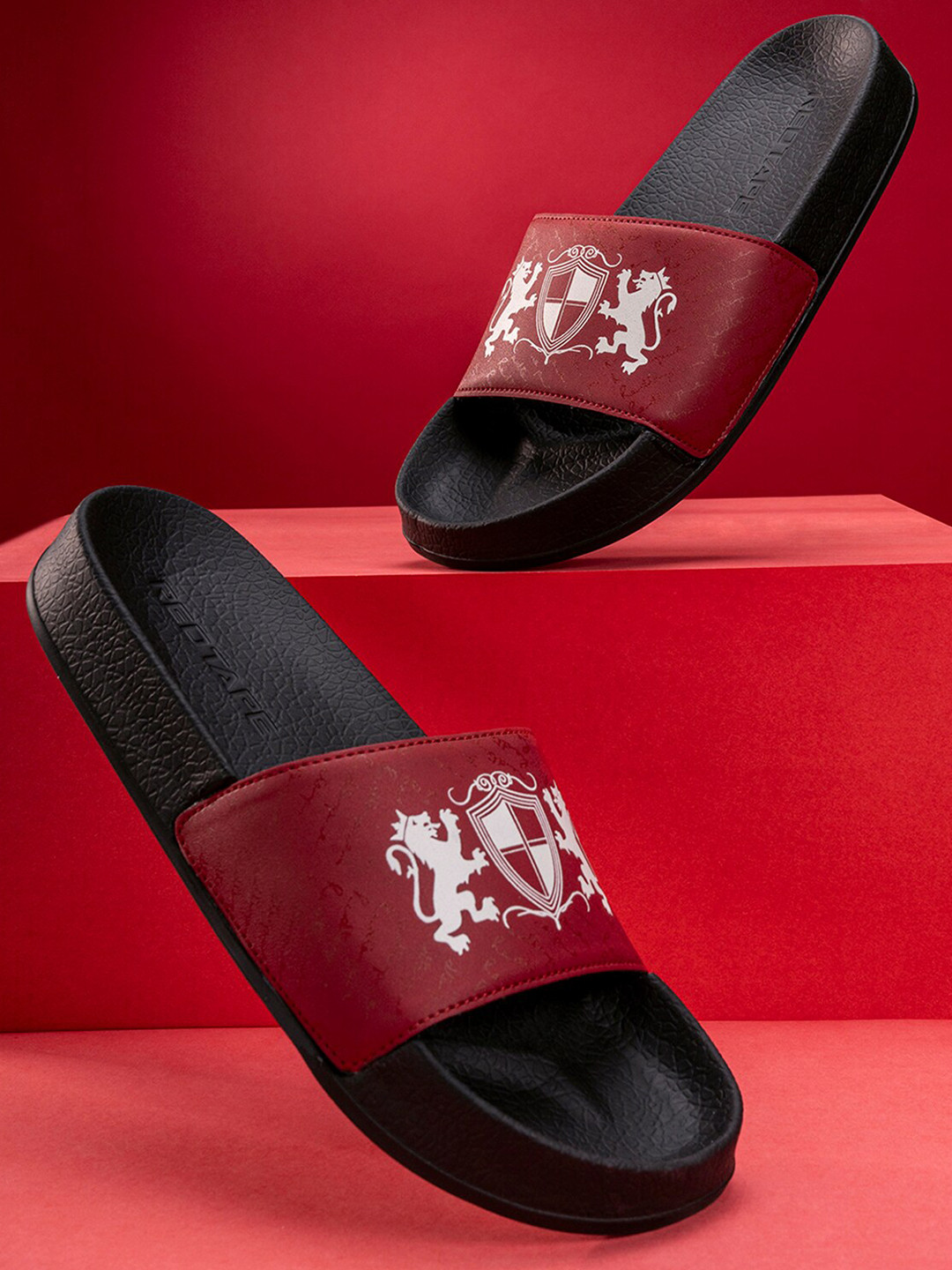 

Red Tape Men Printed Sliders