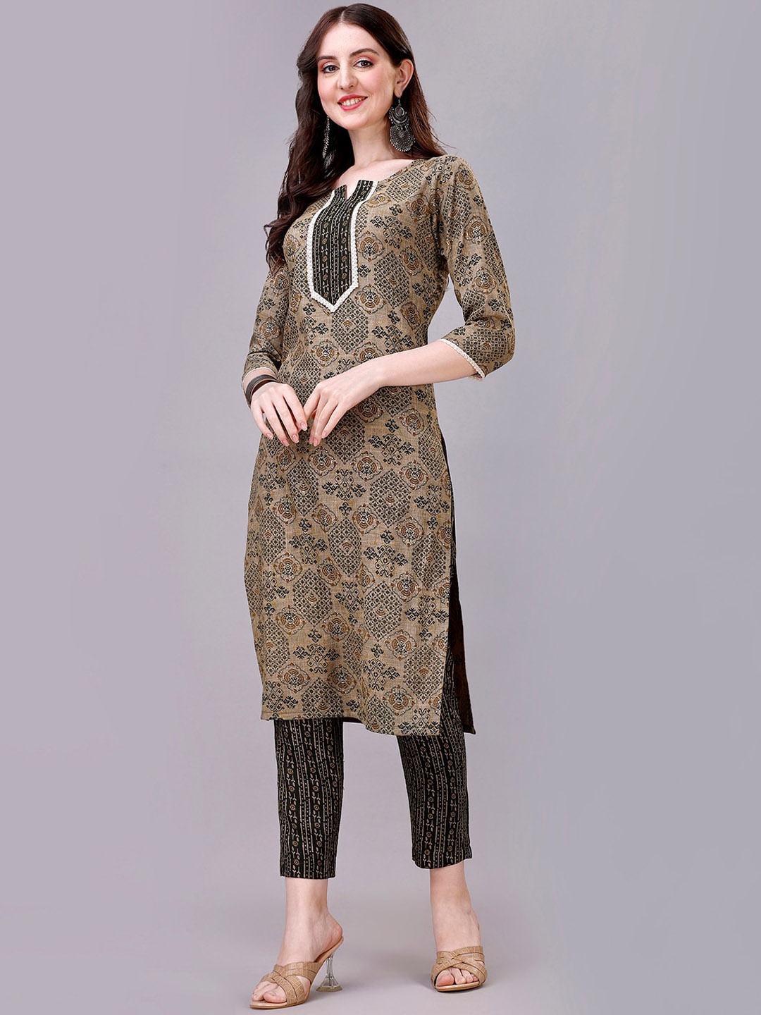 

GORGONE Ethnic Motifs Printed Kurta With Trousers, Green
