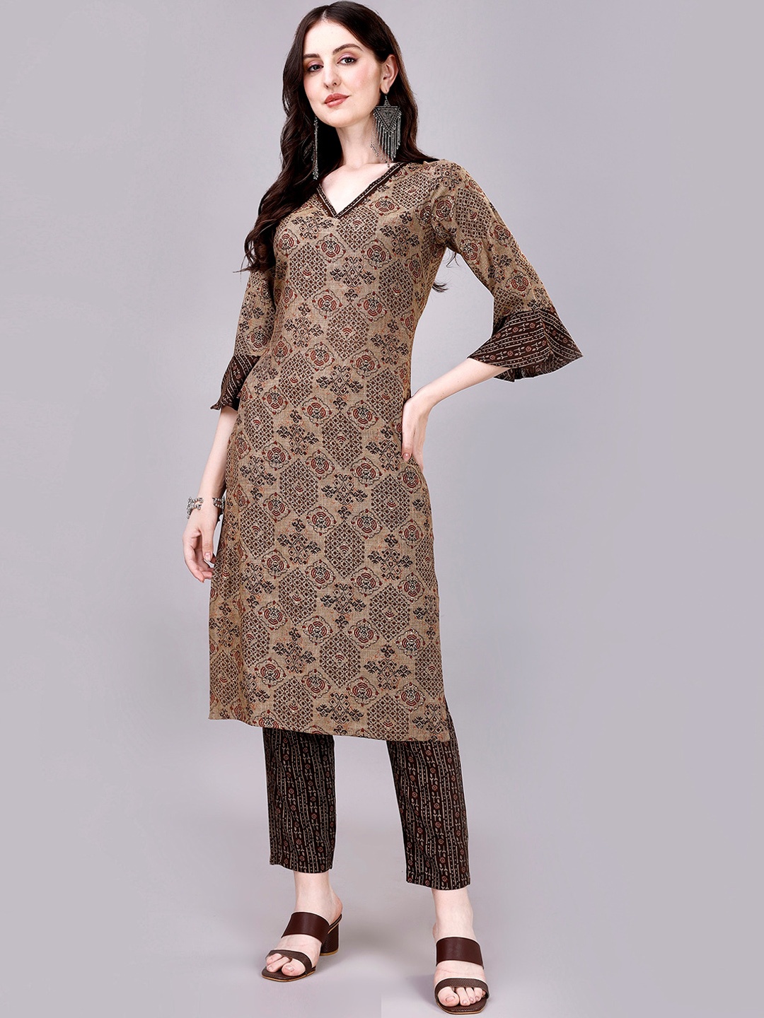 

GORGONE Ethnic Motifs Printed Kurta With Trousers, Red