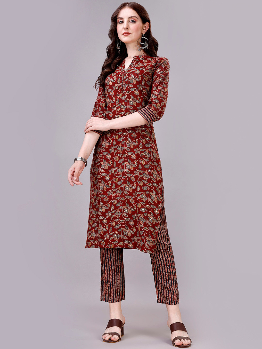 

GORGONE Floral Printed Band Collar Kurta with Trousers, Red