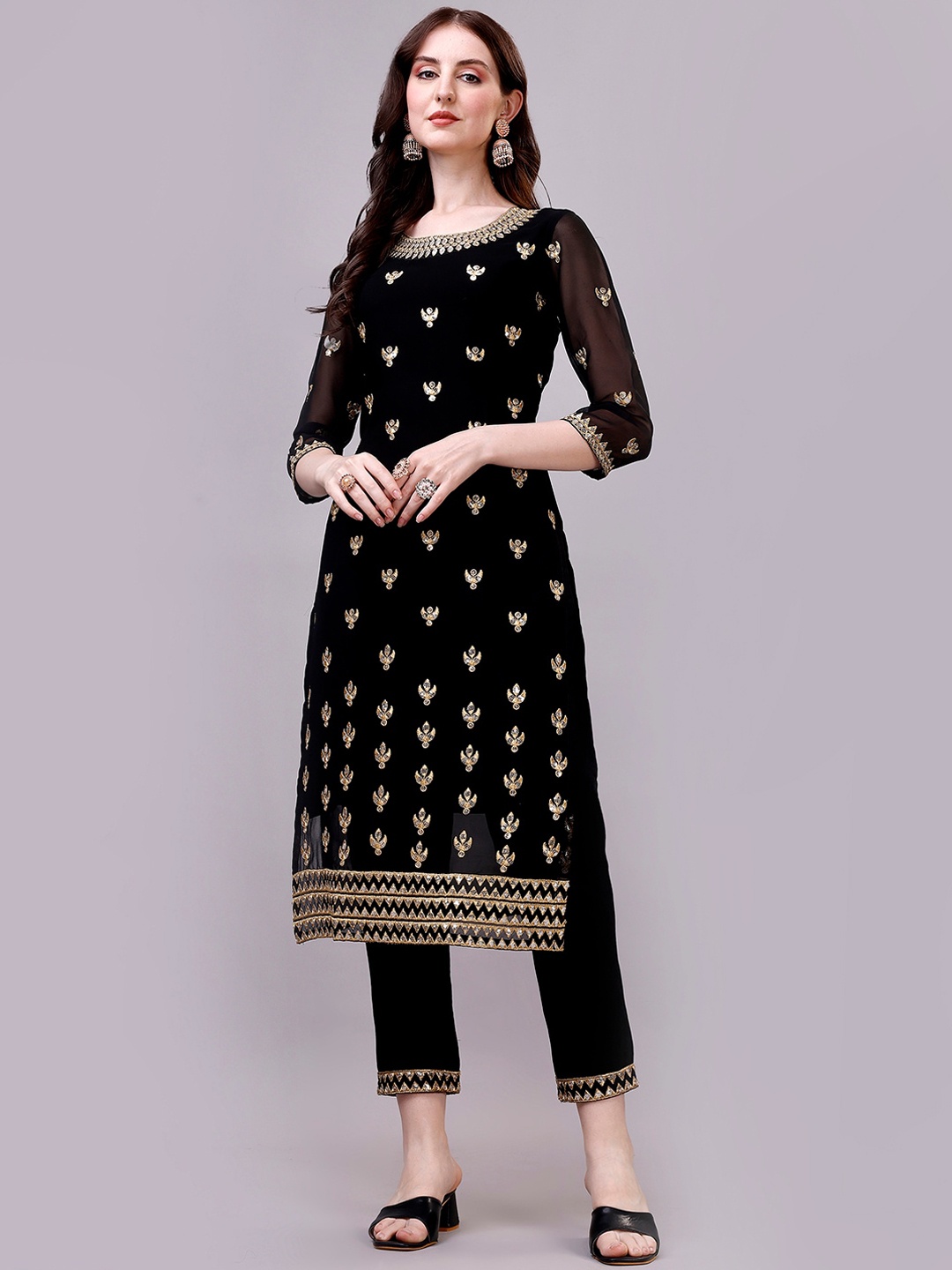 

GORGONE Floral Embroidered Sequinned Kurta with Trousers, Black