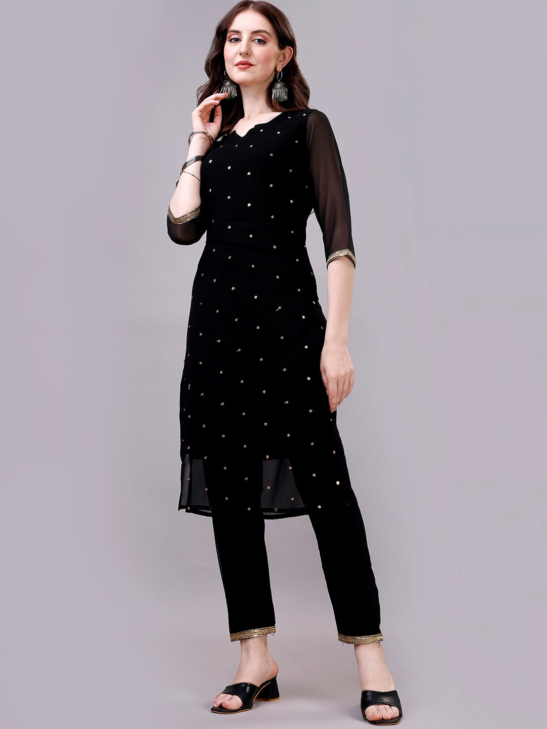 

GORGONE Embellished Sequinned Kurta with Trousers, Black