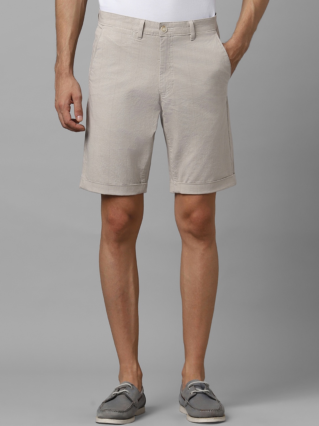 

Allen Solly Men Slim Fit Mid Rise Shorts, Grey