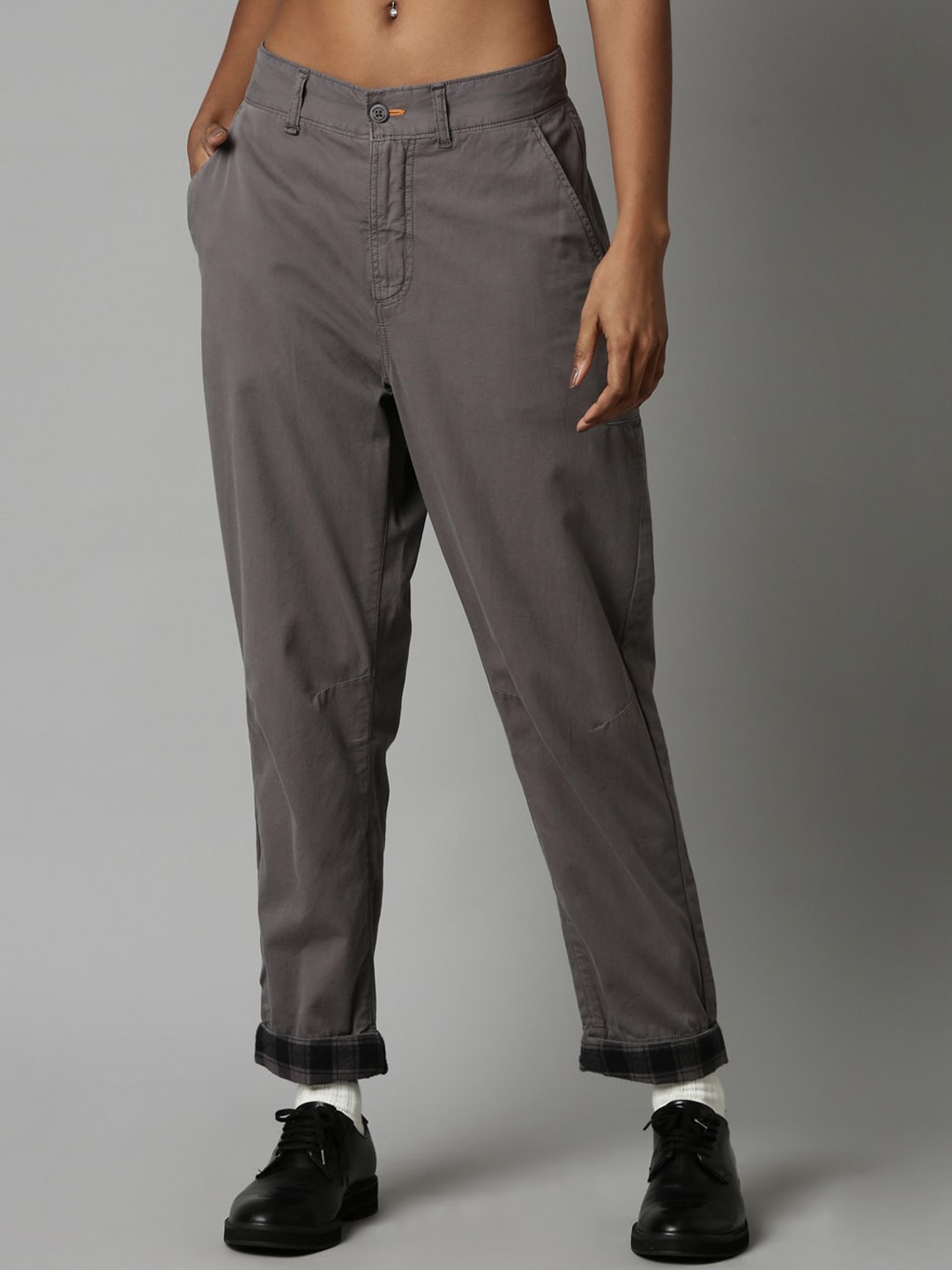 

Breakbounce Women Comfort Cotton Chinos Trousers, Grey