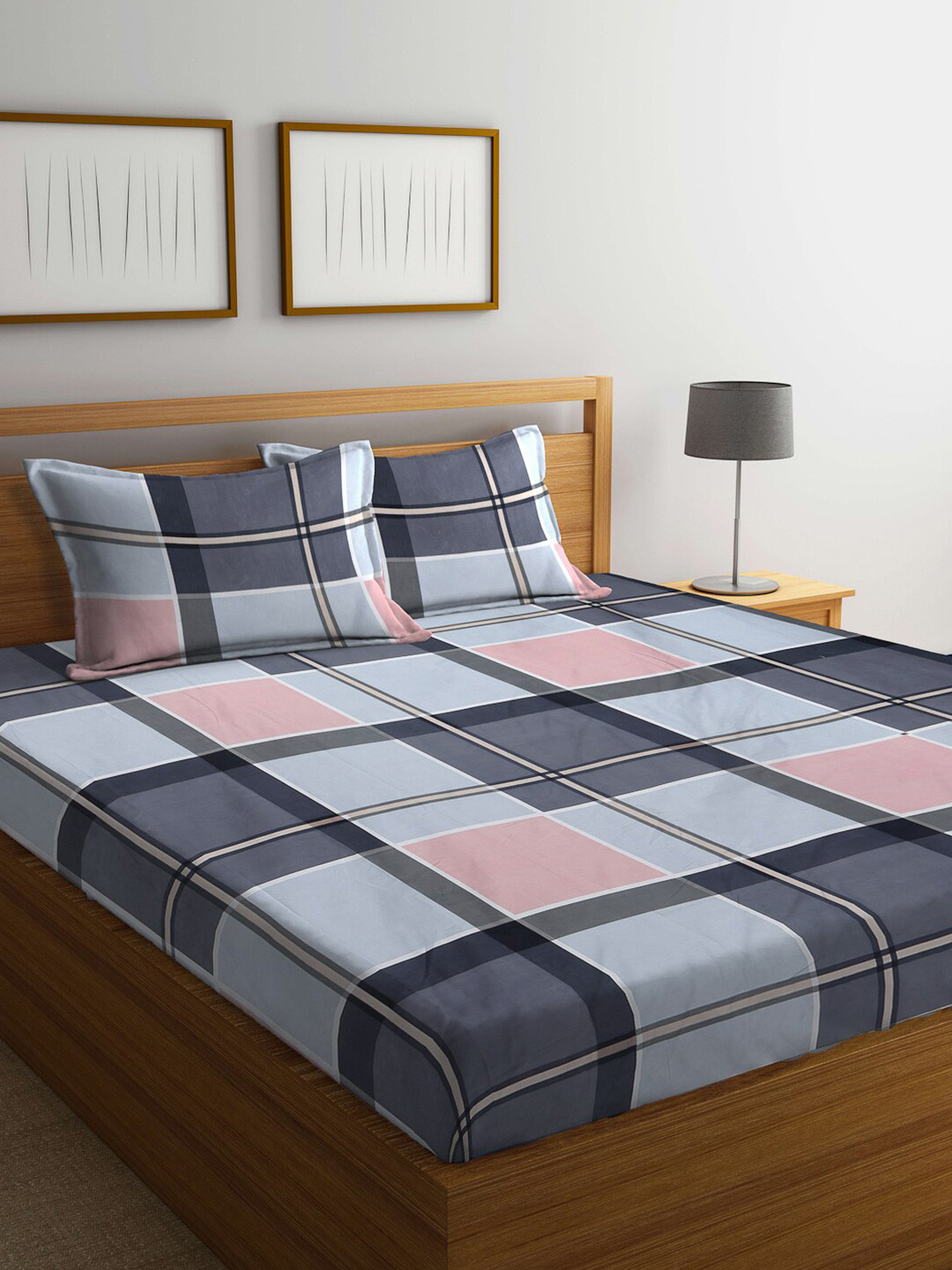 

KLOTTHE Grey & Pink Printed 300 TC Fitted King Bedsheet With 2 Pillow Covers