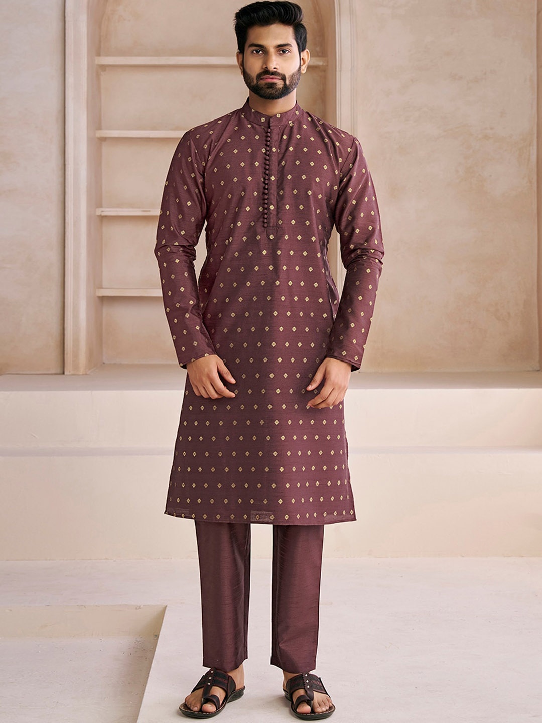 

Inddus Ethnic Motifs Woven Design Mandarin Collar Straight Kurta With Trousers, Brown