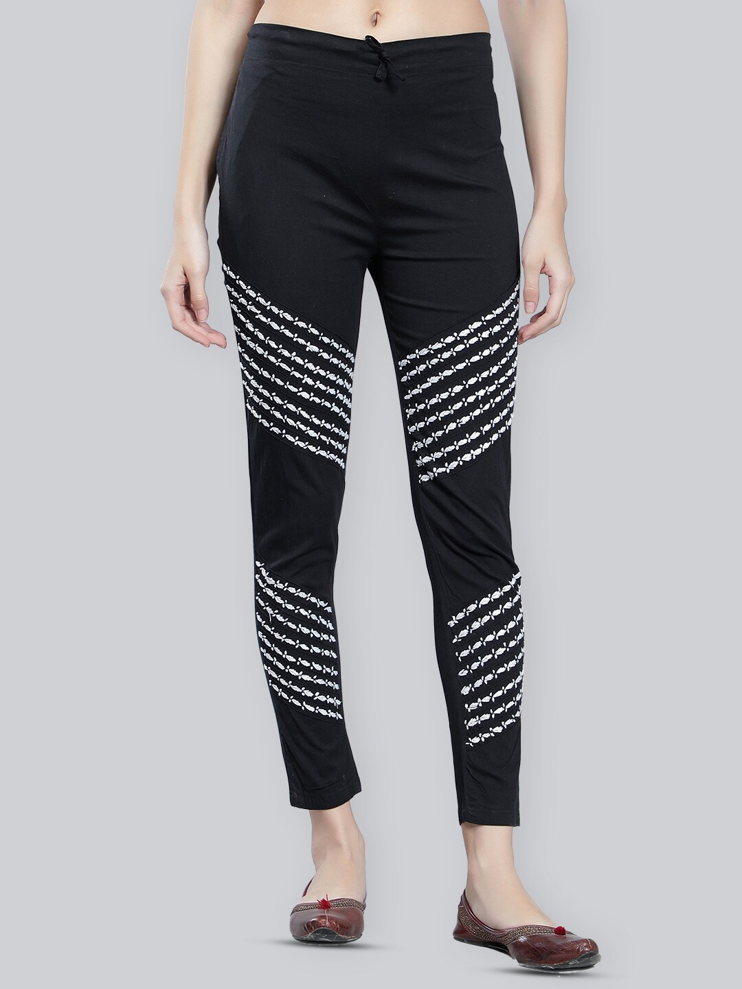 

Seva Chikan Embroidered Chikankari Cigarette Trousers, Black