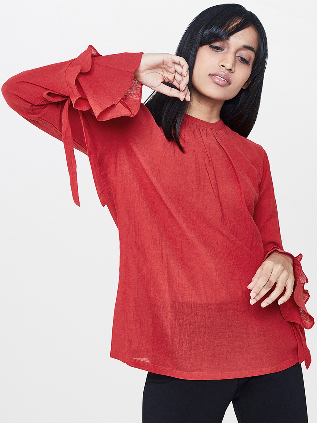 

AND Women Red Solid Top