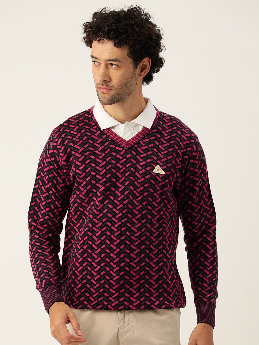 

Monte Carlo Men Chevron Patterned V-Neck Pullover, Coral