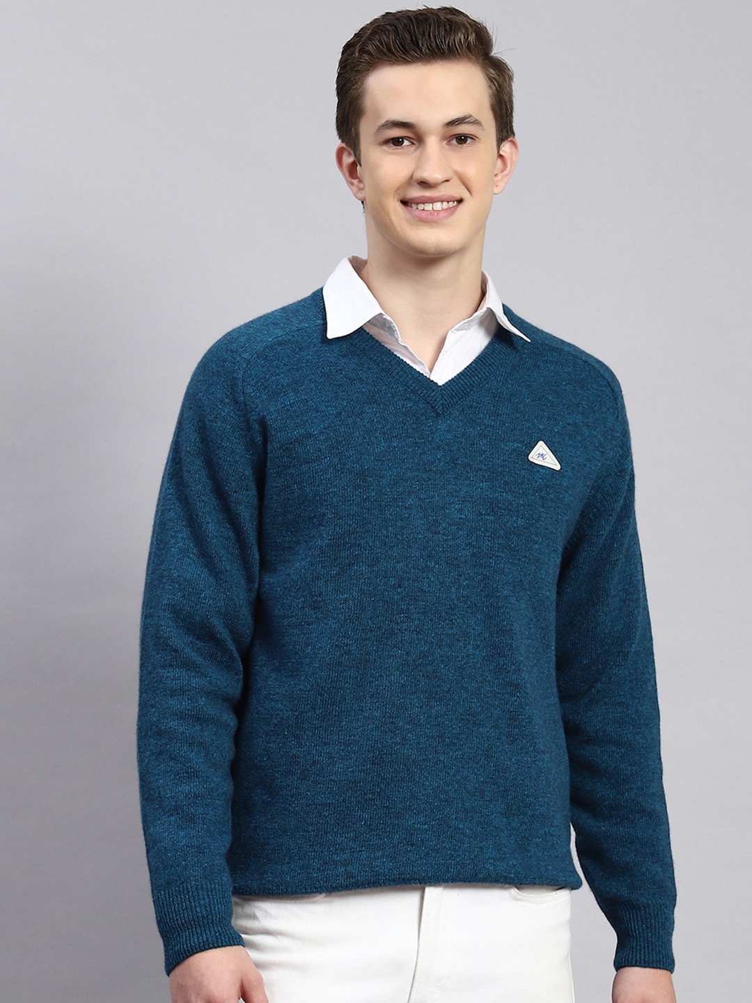 

Monte Carlo Knitted V-Neck Pullover, Teal