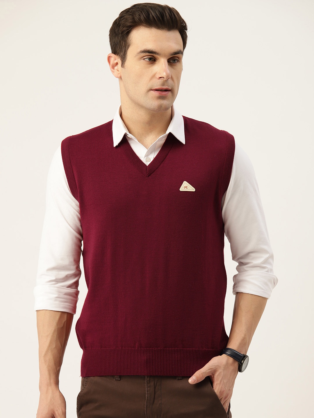 

Monte Carlo Woollen Sweater Vest, Maroon