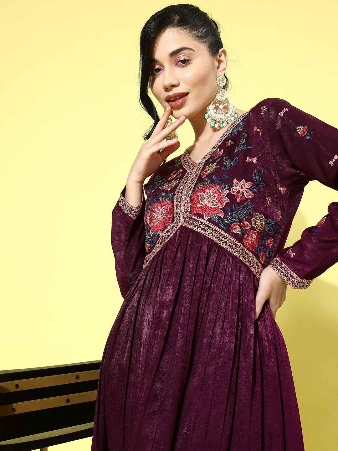 

Kvsfab Women Floral Yoke Design Pleated Sequinned Velvet Kurta with Trousers, Purple