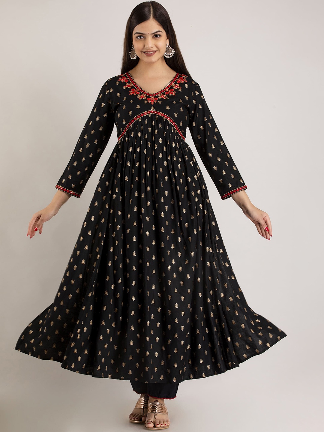 

Mizaz Floral Printed Empire A-Line Kurta With Trousers, Black