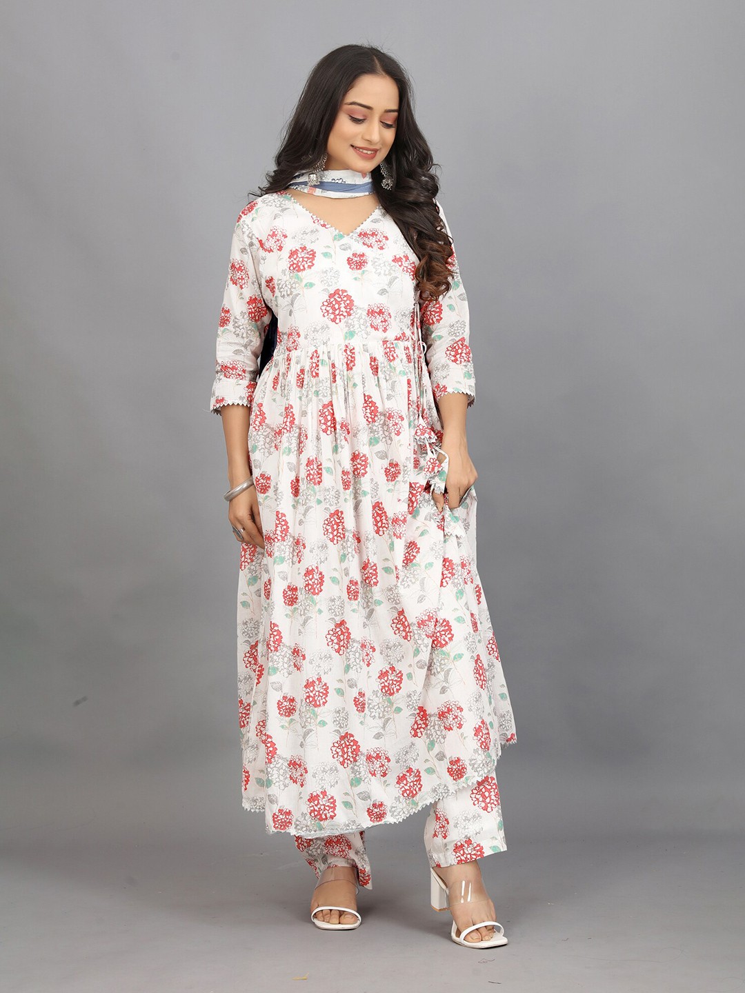 

Pari THE FASHION STUDIO Floral Printed Pure Cotton Anarkali Kurta & Trousers With Dupatta, White